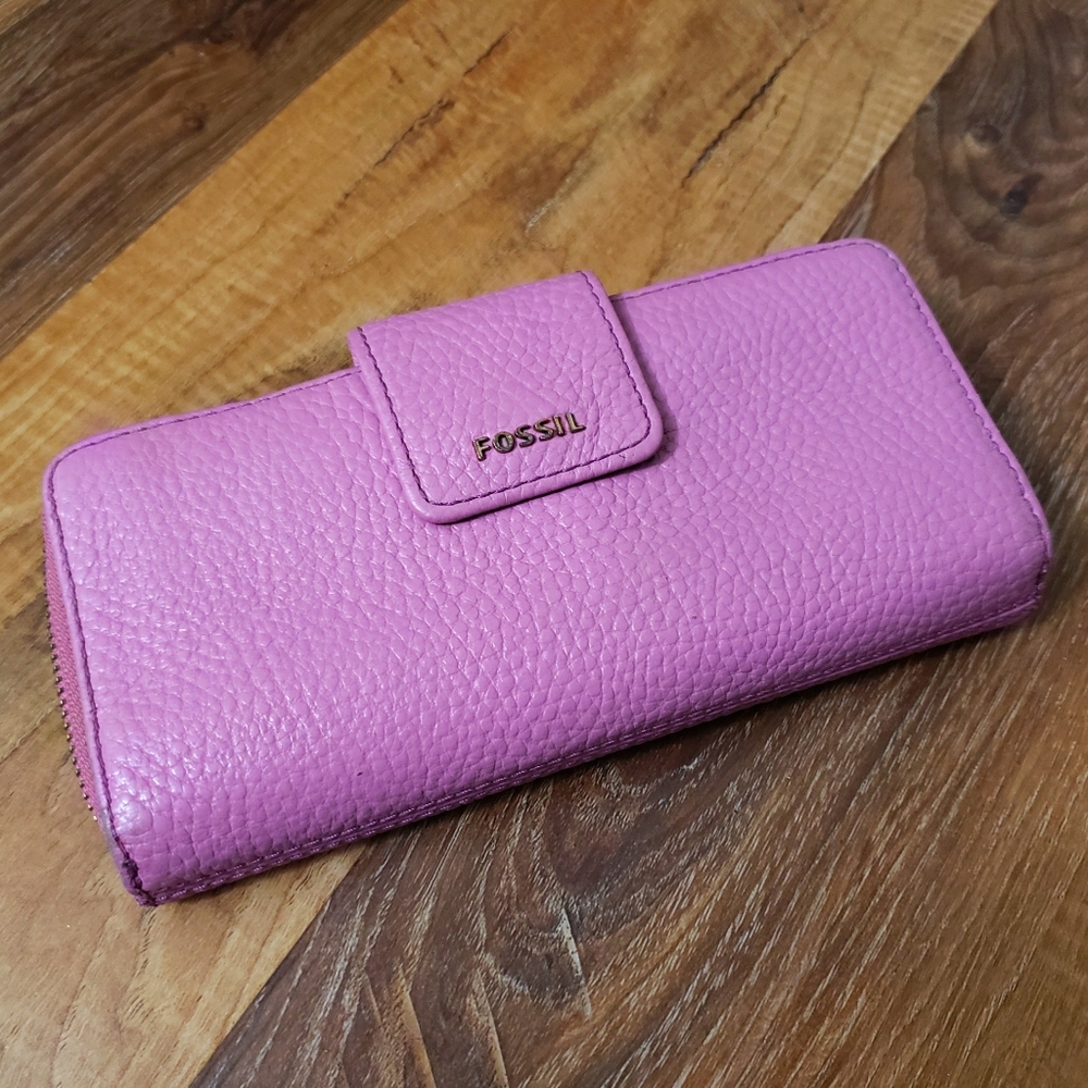 Fossil Pink Leather Zip-Around Wallet